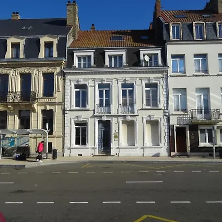 Apartment Charmant Studio En Centre-ville